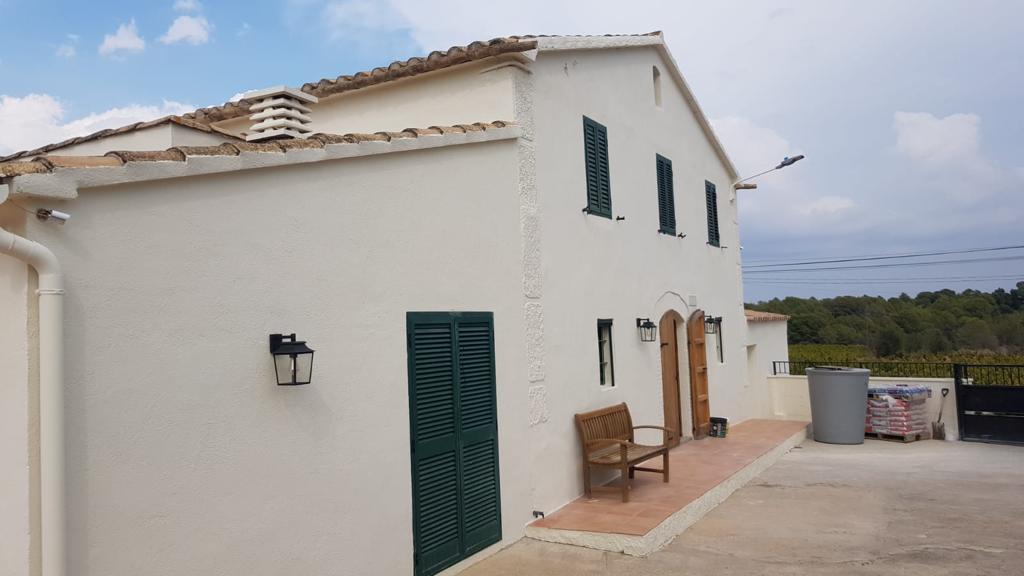 9c428610-ad1d-4cab-9c3f-482b61009a49